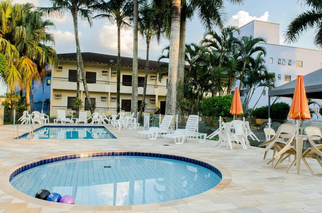 27 Praia Hotel - Frente Mar Bertioga Kültér fotó